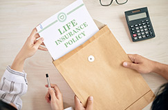 How to Opt for a Suitable Life Insurance Plan in the UAE?